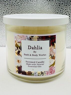 Bath & Body Works Dahlia 3 Wick Candle